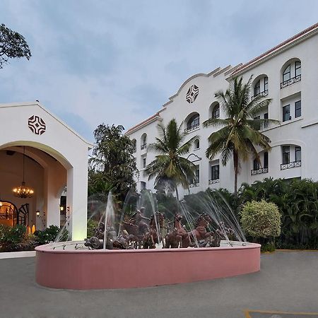 The Golden Palms Hotel & Spa Chik Banavar Екстер'єр фото