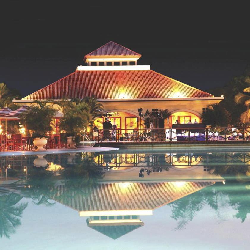 The Golden Palms Hotel & Spa Chik Banavar Екстер'єр фото
