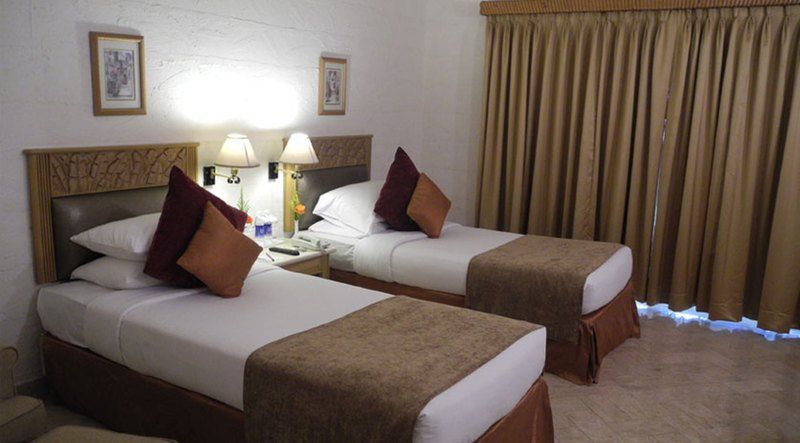 The Golden Palms Hotel & Spa Chik Banavar Екстер'єр фото