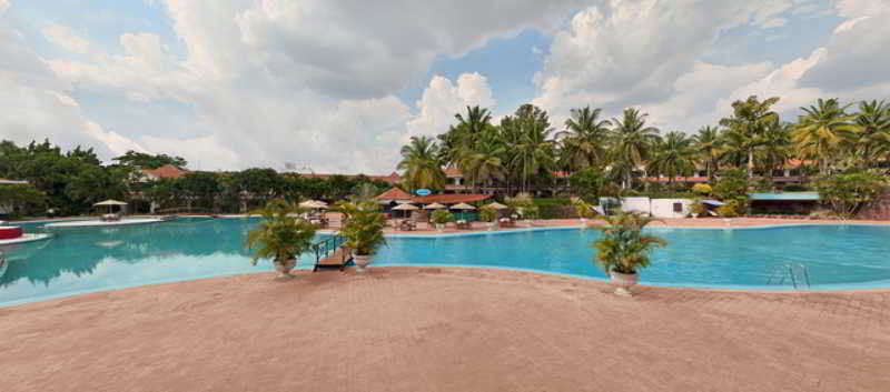 The Golden Palms Hotel & Spa Chik Banavar Екстер'єр фото